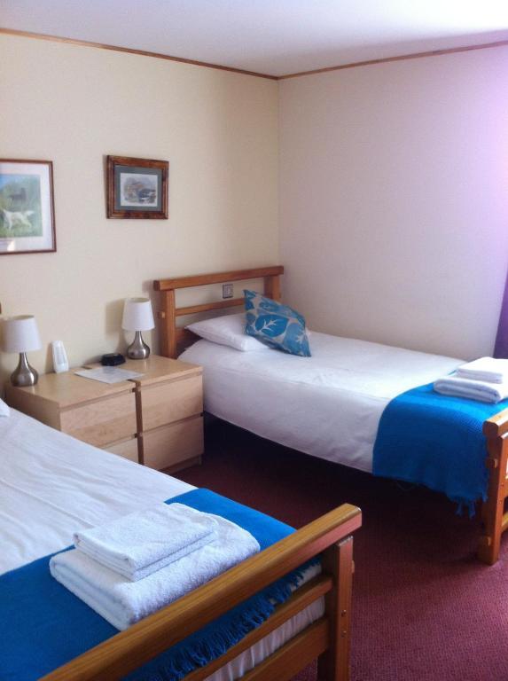 The Leaking Well Bed & Breakfast Dunhampton Room photo